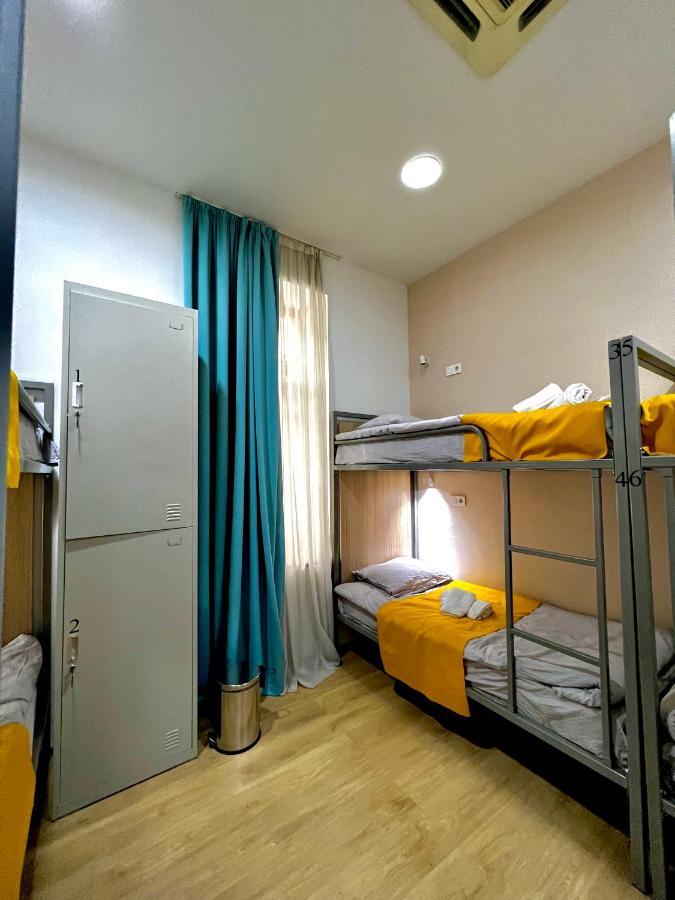 Queen Hostel Tbilisi ภายนอก รูปภาพ