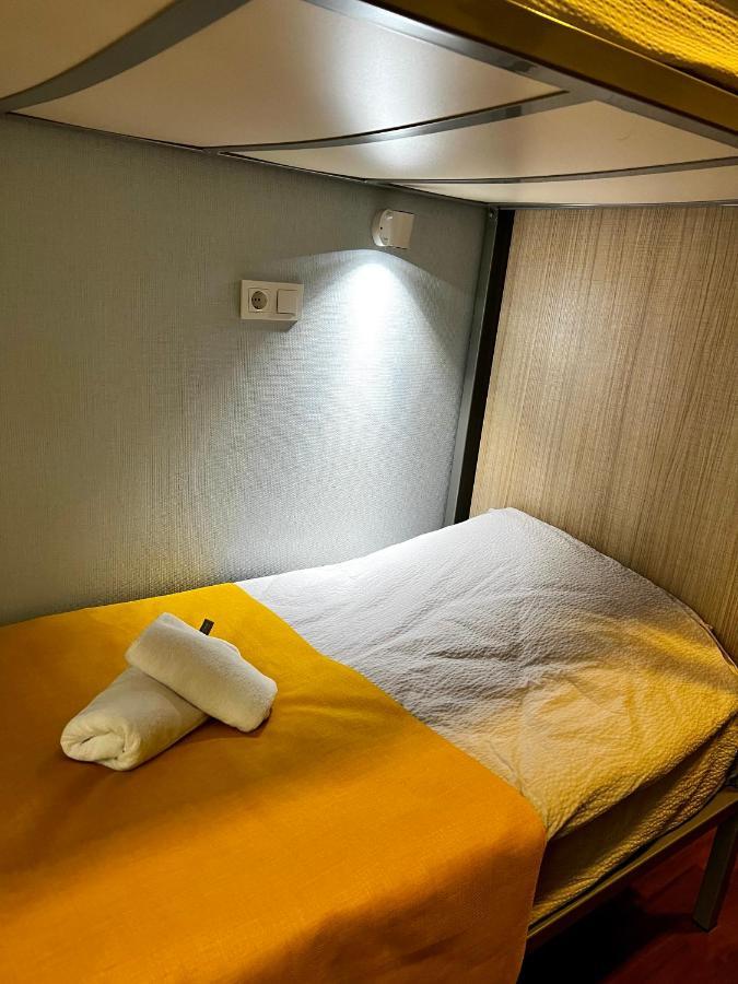 Queen Hostel Tbilisi ภายนอก รูปภาพ