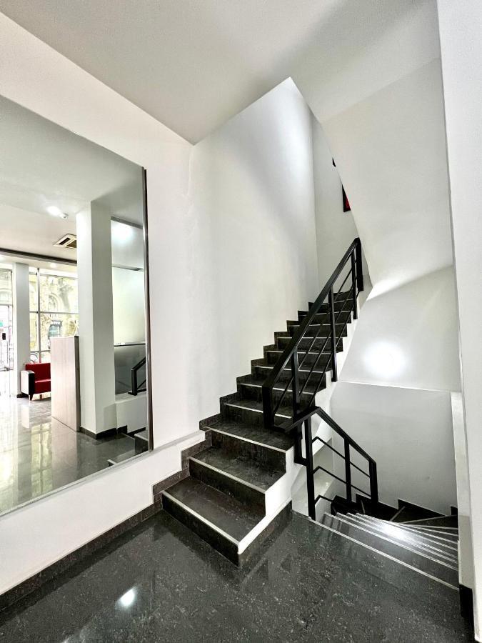 Queen Hostel Tbilisi ภายนอก รูปภาพ