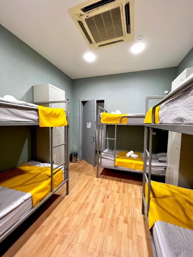 Queen Hostel Tbilisi ภายนอก รูปภาพ