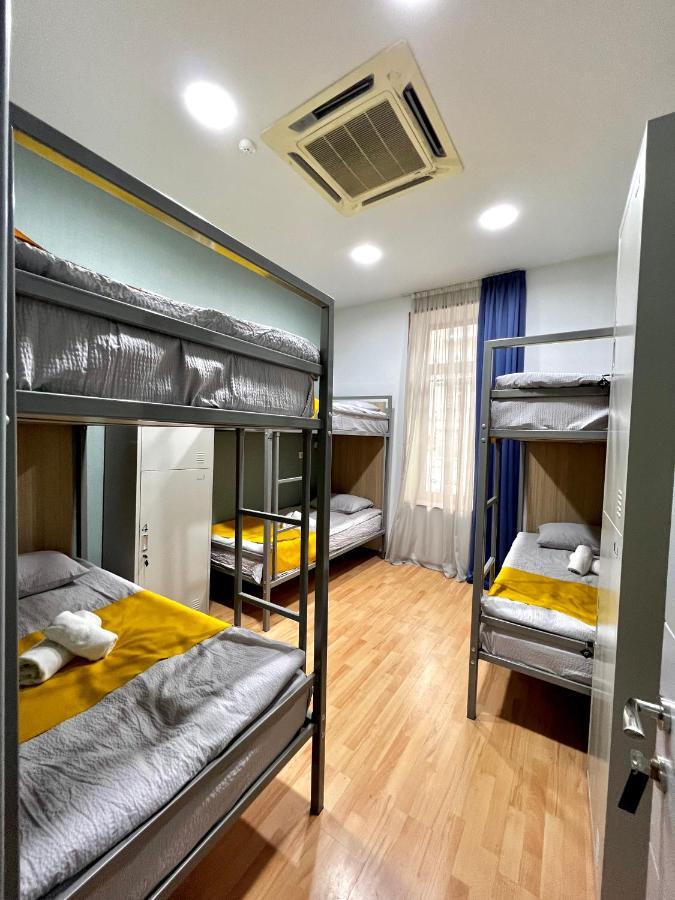 Queen Hostel Tbilisi ภายนอก รูปภาพ