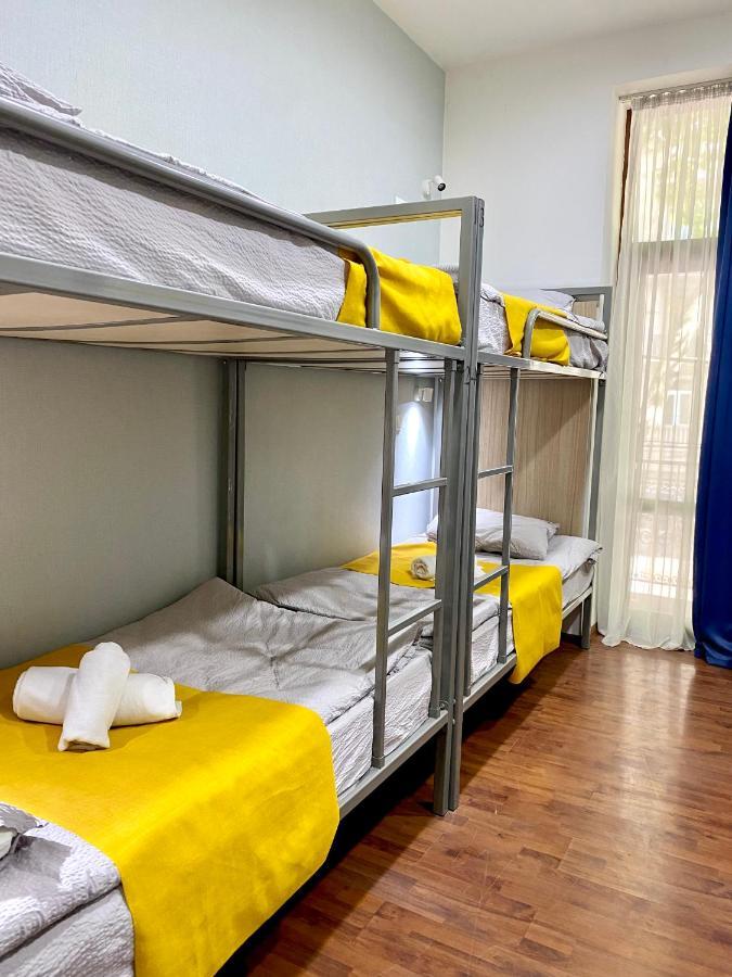 Queen Hostel Tbilisi ภายนอก รูปภาพ