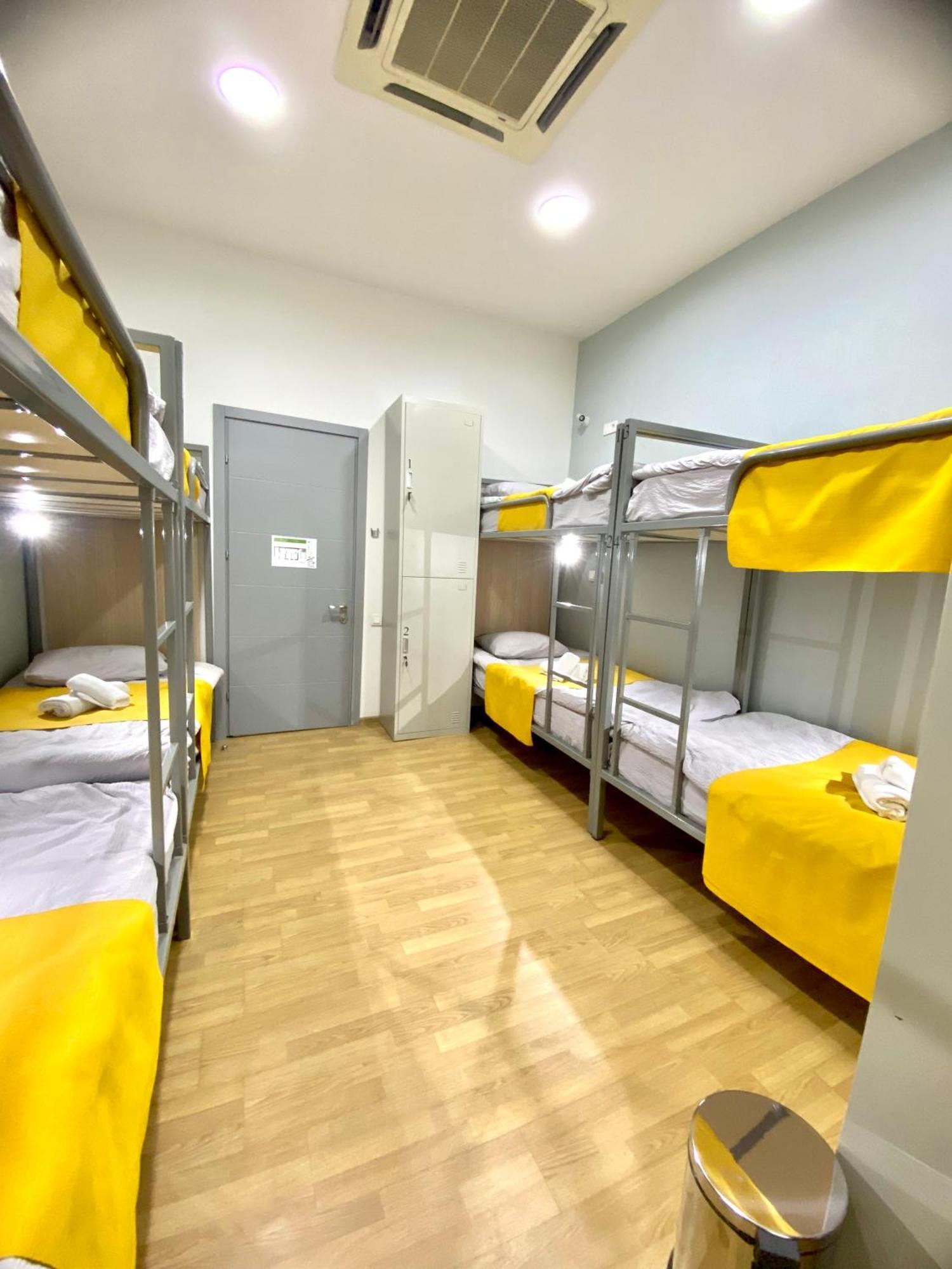 Queen Hostel Tbilisi ภายนอก รูปภาพ