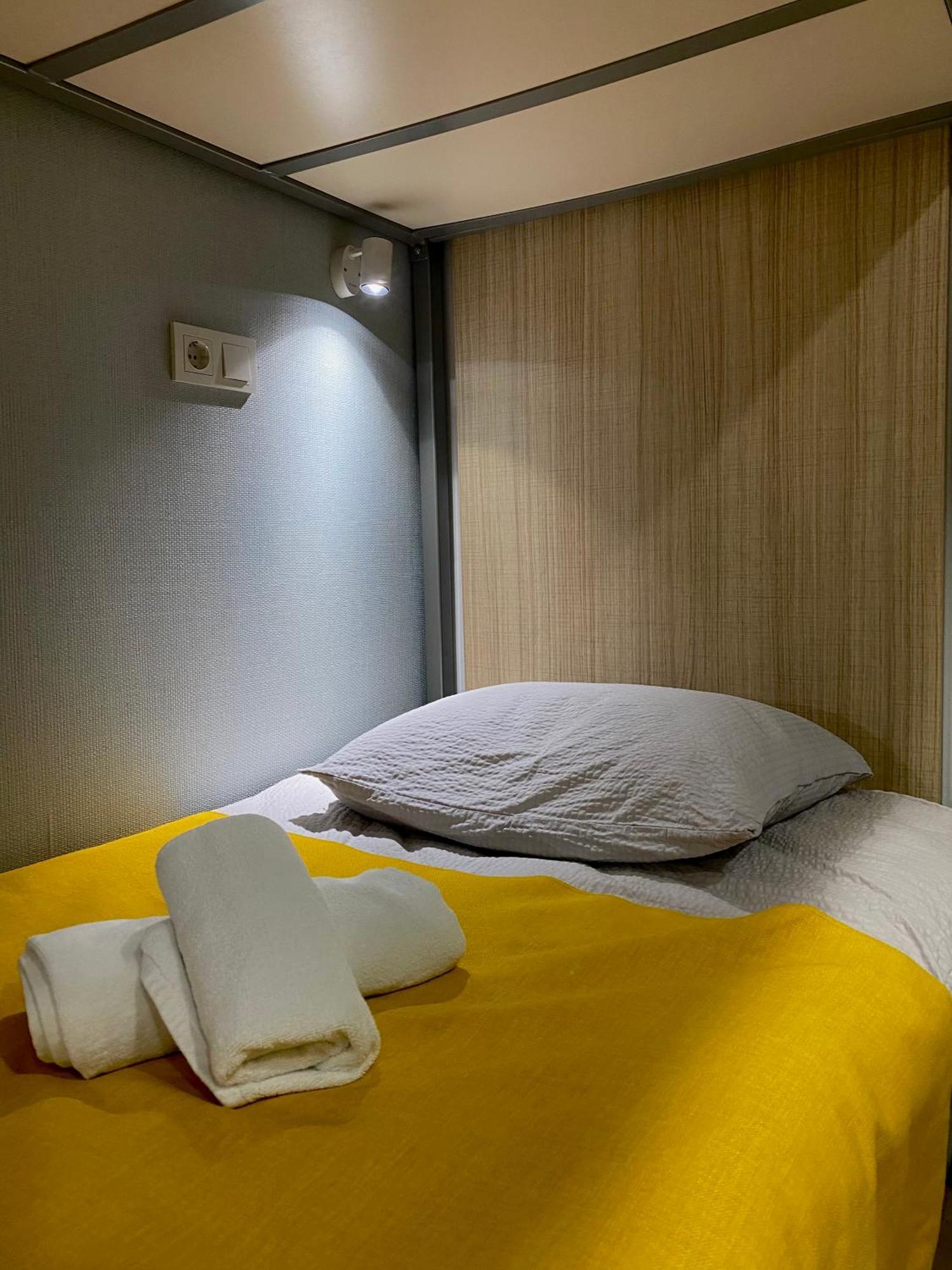 Queen Hostel Tbilisi ภายนอก รูปภาพ