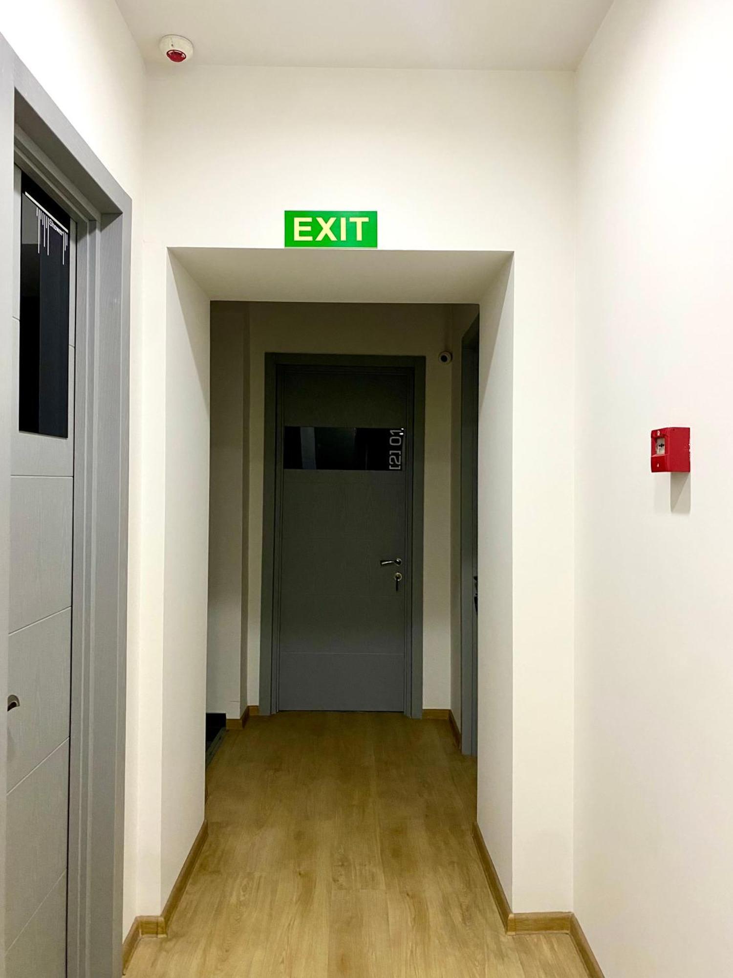 Queen Hostel Tbilisi ภายนอก รูปภาพ