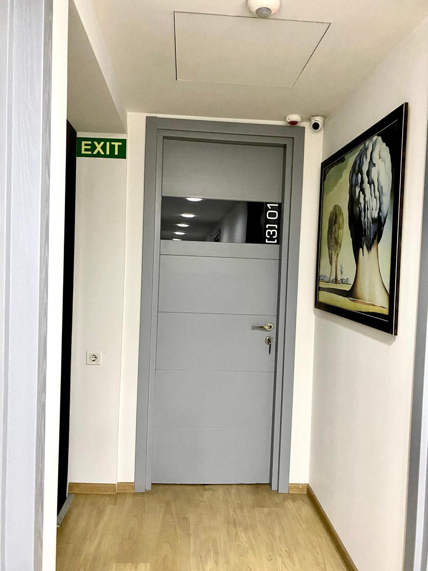 Queen Hostel Tbilisi ภายนอก รูปภาพ